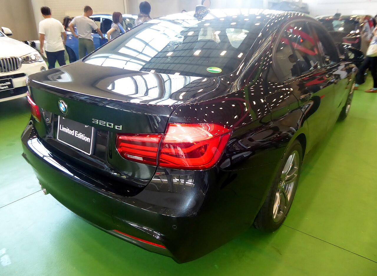 bmw 3 gallery rear
